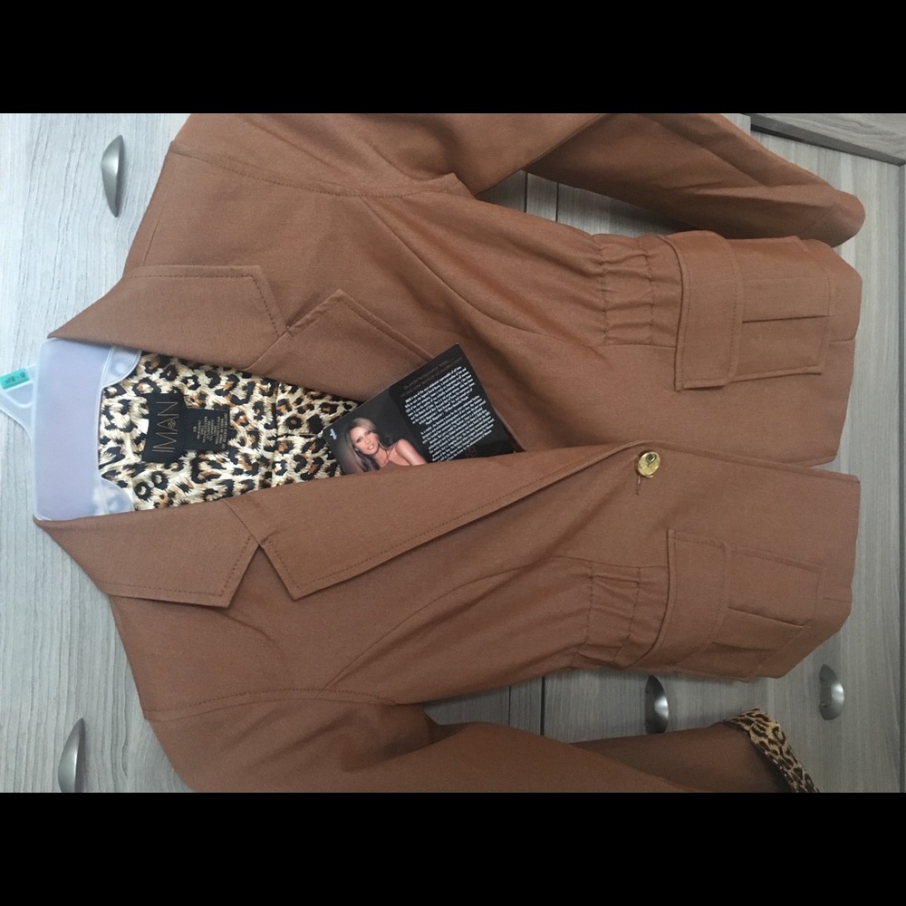 Button Up Fitted Blazer